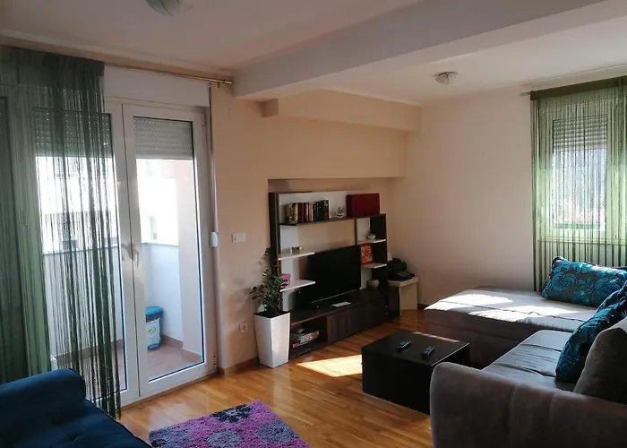 Shumice Apartment