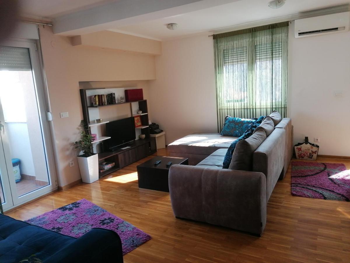 Shumice Apartment *